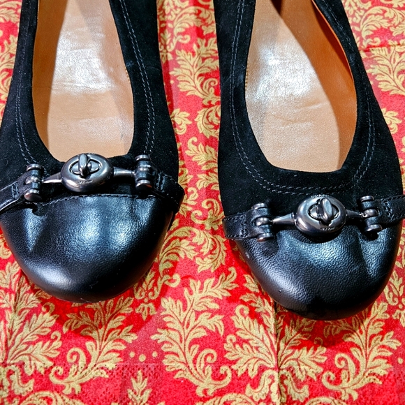 Ladies Coach flats - Picture 1 of 3